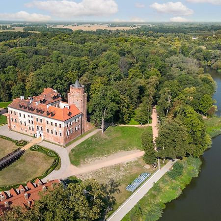 Zamek Uniejów Aparthotel Exterior foto